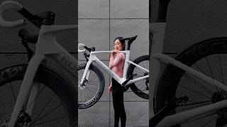 Download lagu Guess how much the all-carbon road bike cost? mp3