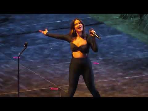2022 12 02 Maren Morris - Humble Quest