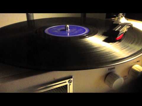 Bull Moose Jackson & His Buffalo Bearcats - Why Don't You Haul Off & Love Me (1949)