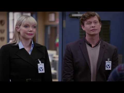 Brooklyn Nine-Nine - Danish is a garbage language