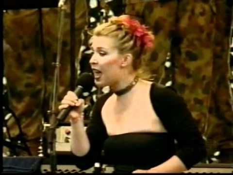 Gina Jeffreys - Merry Little Christmas / Dancin' With Elvis - Tour of Duty (1999)