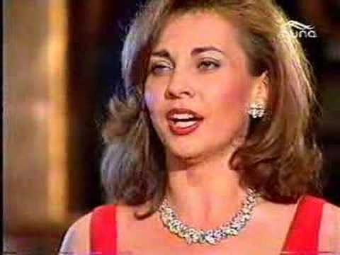 Andrea Rost sings Bester Jüngling!