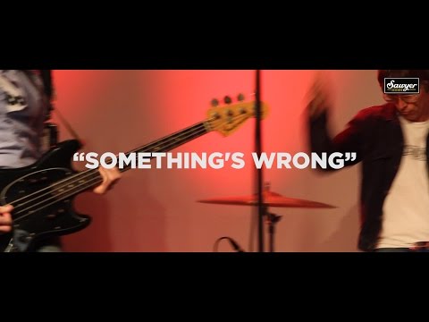 Videoclip de Something's Wrong — Sloan