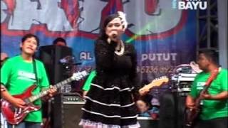 Download lagu New Gita Bayu - Deritamu Deritaku - Lusiana.S ft Soliq LIVE 2015 mp3