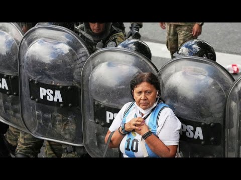 Proteste eskalieren in Buenos Aires aufgrund von Mileis Wirtschaftsreformen