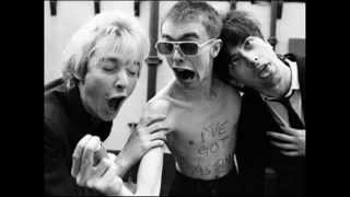 Toy Dolls - 500 Miles.mp4