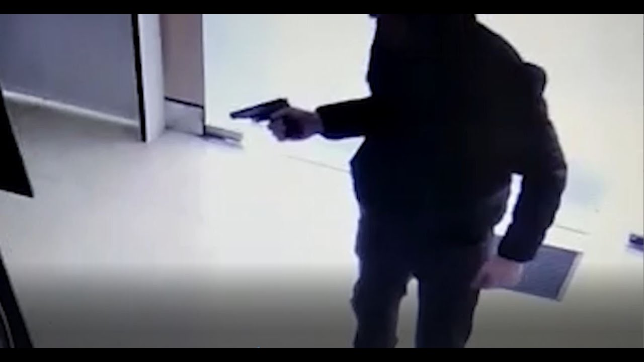 Ավազակային հարձակում բուքմեյքերական գրասենյակում