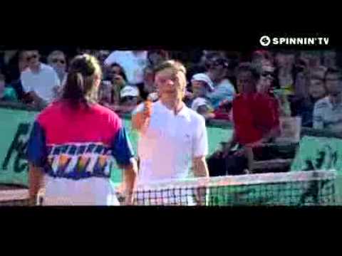 Martin Solveig & Dragonette - Hello 3FM Serious Request 2010 HD