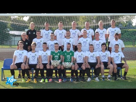 Sesja zdjęciowa zawodników seniorskiej drużyny MLKS Krajna Sępólno Krajeńskie przed nowym sezonem