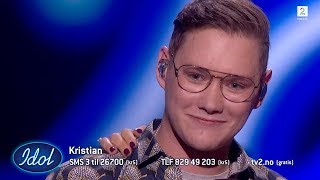 Kristian legger fra seg gitaren og covrer Ambitions av Donkeyboy | Idol Norge 2018