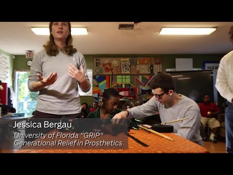 Video: Special gift for teen with amputated arms