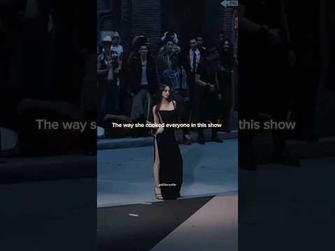 Yasmin Wijnaldum at Dsquared2 🔥  #shotrs #runway #trending #edit#yasmin #viral #fashion #model