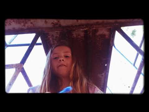 Tiny hands challenge !!