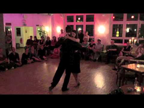 Natasha Lewinger y Severin Fraser 1/4 Berlin