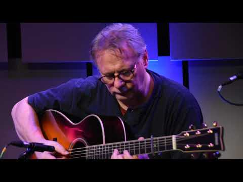 For Bert Jansch: Tony McManus (Liverpool) plays Mornings at Bonny Doon/Will You Come Home With Me