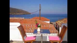 preview picture of video 'Kyparissi Lakonias - hotel Paraliako'
