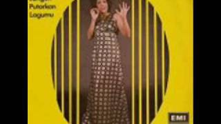 Download lagu Sharifah Aini - Dusta mp3 Download lagu Sharifah Aini - Dusta mp3