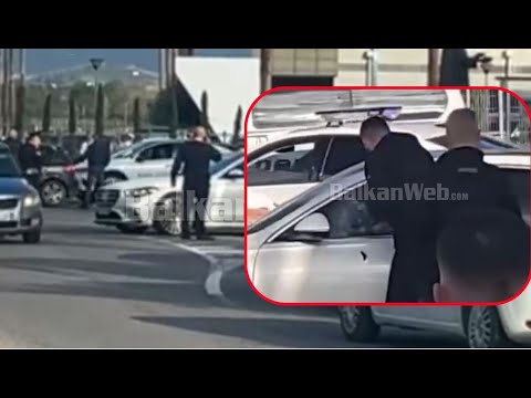 Atentat ndaj një makine në afërsi të Rinasit, një i vrarë, një i plagosur/ Pamje nga vendngjarja