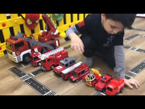 🔴 Oyuncak arabalar Bruder itfaiye ambulans arabası itfaiye itfaiyeci oyunu çocuk oyunları videosu