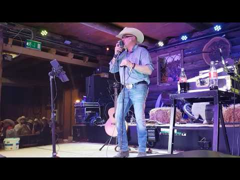 WANNA BE ME, Country 4 Friends, 2nd edition, 3.3.2019  bei  Lilly und Mario Hollnsteiner