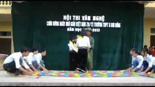 preview picture of video 'Tiết mục nhảy sạp của chi đoàn 11a1-k96-KbB'