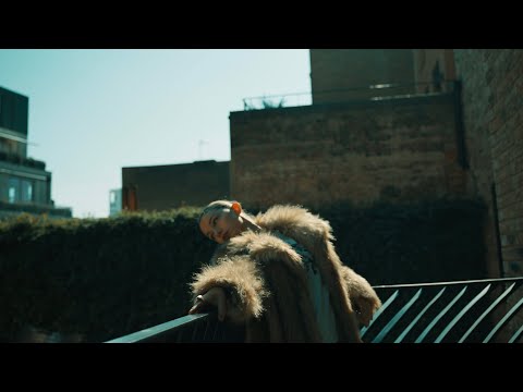 Mulaa Joans - Still a Little Something (Official Lyric Visualiser)