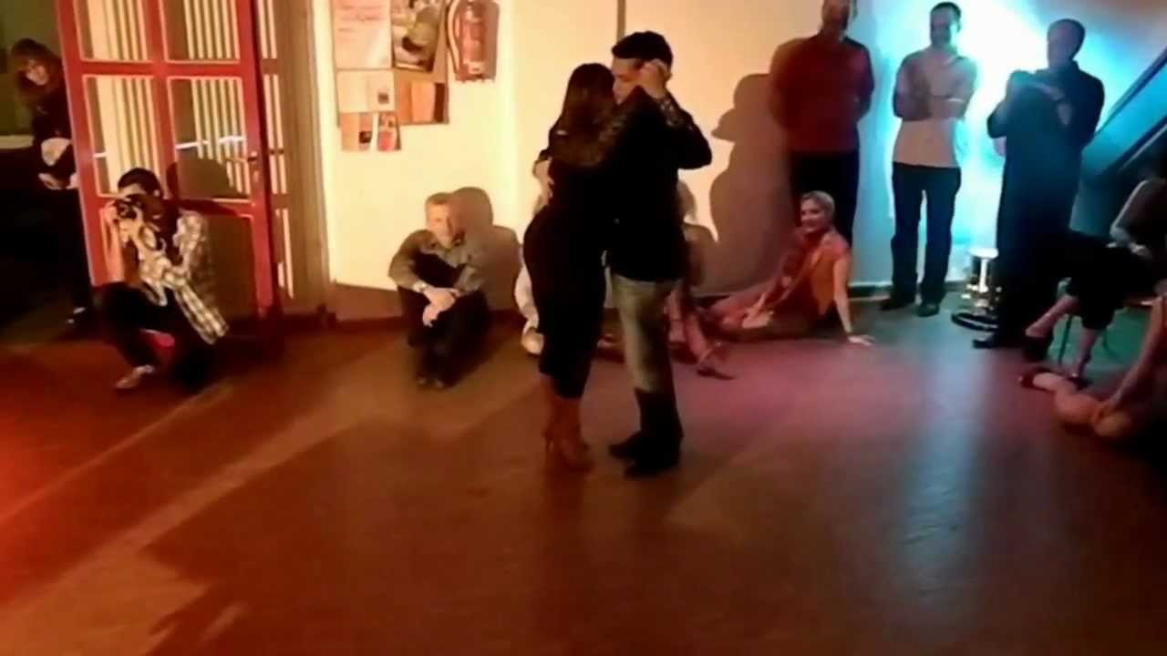 Kleber Queiroz & Ayelen Quiroga - Uno