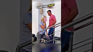 She forgot her key so he did this! 🥺