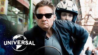 Video trailer för Jeremy Renner’s Bike Chase Through the Streets of Manila