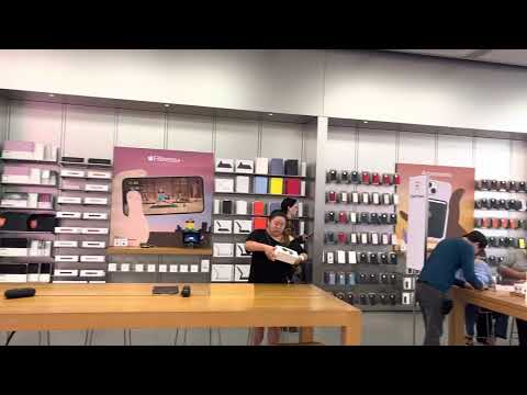 Apple Store Honolulu