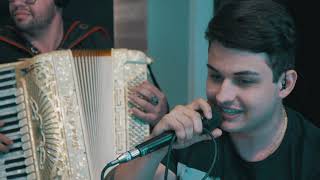 Henrique e Vinícius - Acústico - PARECE PIADA / VEM CÁ MOÇA