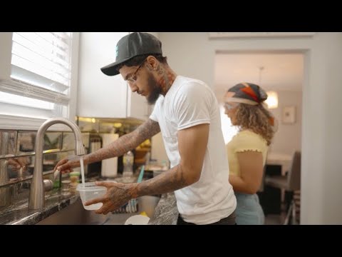 1o1ón - Right Back (Official Video)