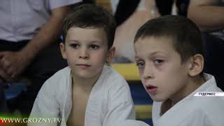 В Грозном состоялся открытый юношеский турнир по каратэ