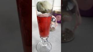 Download lagu How to add edible glitters to sparkle up your New Year’s drink. #2024 mp3