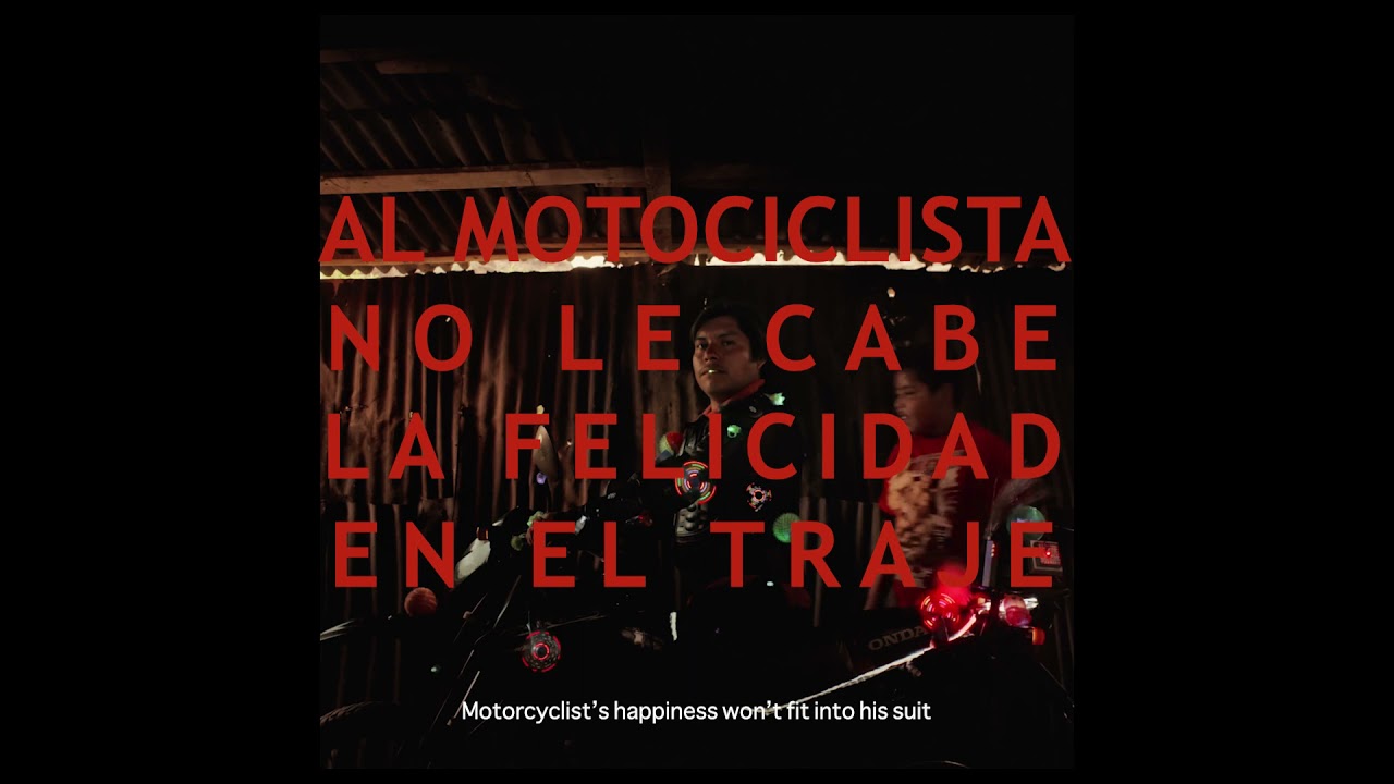 Al motociclista no le cabe la felicidad en el traje - Competencia mexicana | BCFCC 2021