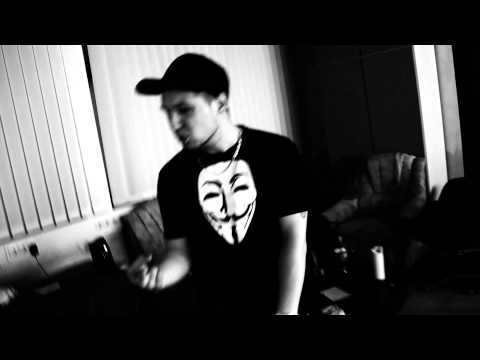 UnderCover Facebook 16Bar