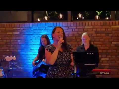 The Party Mix band | Evenses Entertainment