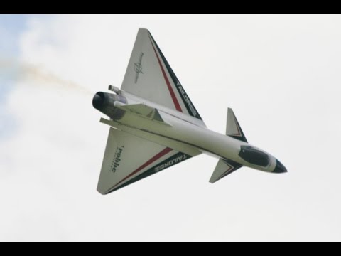 ③ LAVI FIGHTERS (GHENGDU J10) GERMAN RC JET TURBINE 3D VECTORED THRUST DISPLAY TEAM WESTON PARK 2014