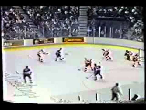 Kalgari Flejms - Dinamo