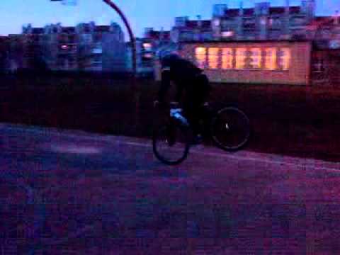 Kilka metrów stoppie - oleśnica sp4