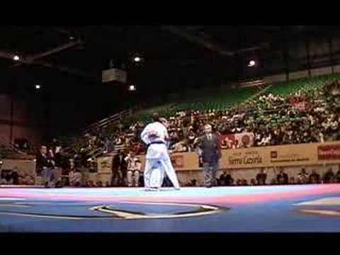 WKF Karate 2002 Iranian Rouhani Team Quart-Final Ang2 Madrid
