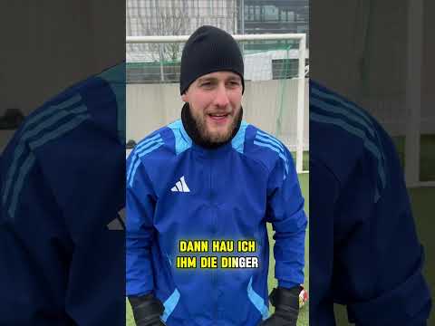 Alles für den Stammplatz 😢 #shorts #fussball #torwart #comedy