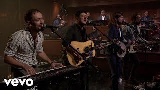 Mumford &amp; Sons - Guiding Light (Live On The Tonight Show Starring Jimmy Fallon)