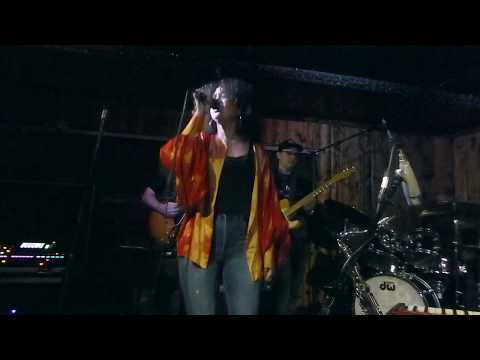 Joe Bonamassa & Jade MacRae Guesting with Paulie Cerra Band~Let it Ride