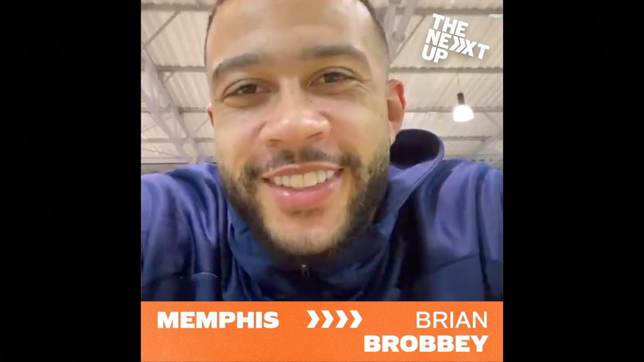 Thumbnail for article: Memphis, Babel, De Zeeuw en vele anderen spreken EK-gangers Jong Oranje toe