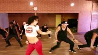 Priyanka Chopra - In My City ft. will.i.am Dance Video