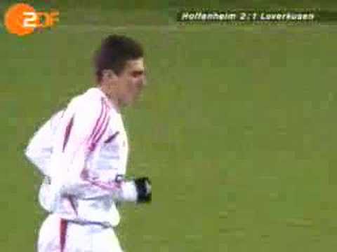 Hoffenheim gewinnt gegen Leverkusen(03.12.03)