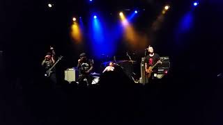 Abrasive Wheels - When The Punks Go Marching In Live