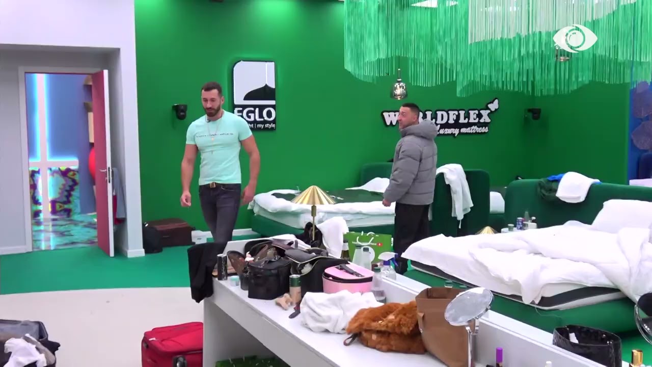 “Çfarë bëre dje me mua?”/ Vijon debati Jozi-G Bani: Je fals