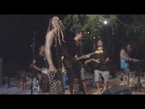 Ian Kaya Feat Aray Daulay - Collie Herb Man  (Live The Exile)